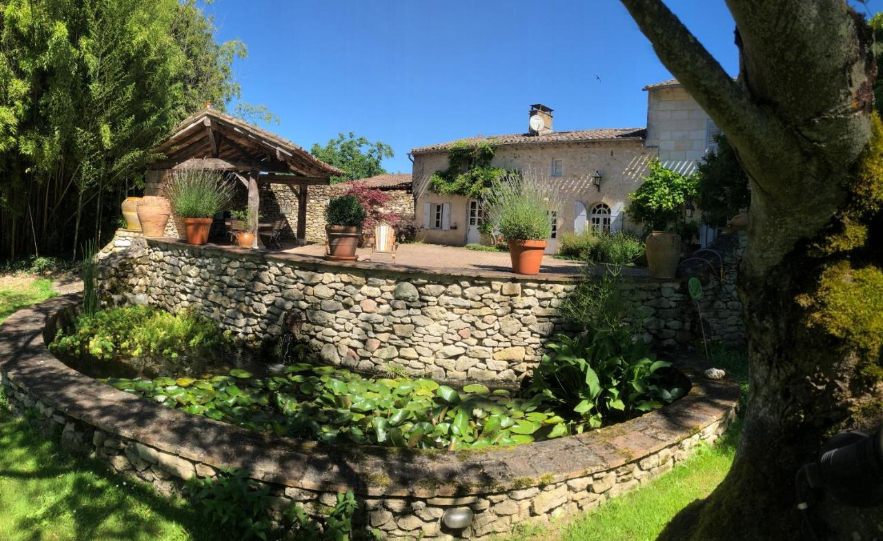 Domaine Des Monges Bed & Breakfast Saint-Seurin-de-Prats Exterior foto