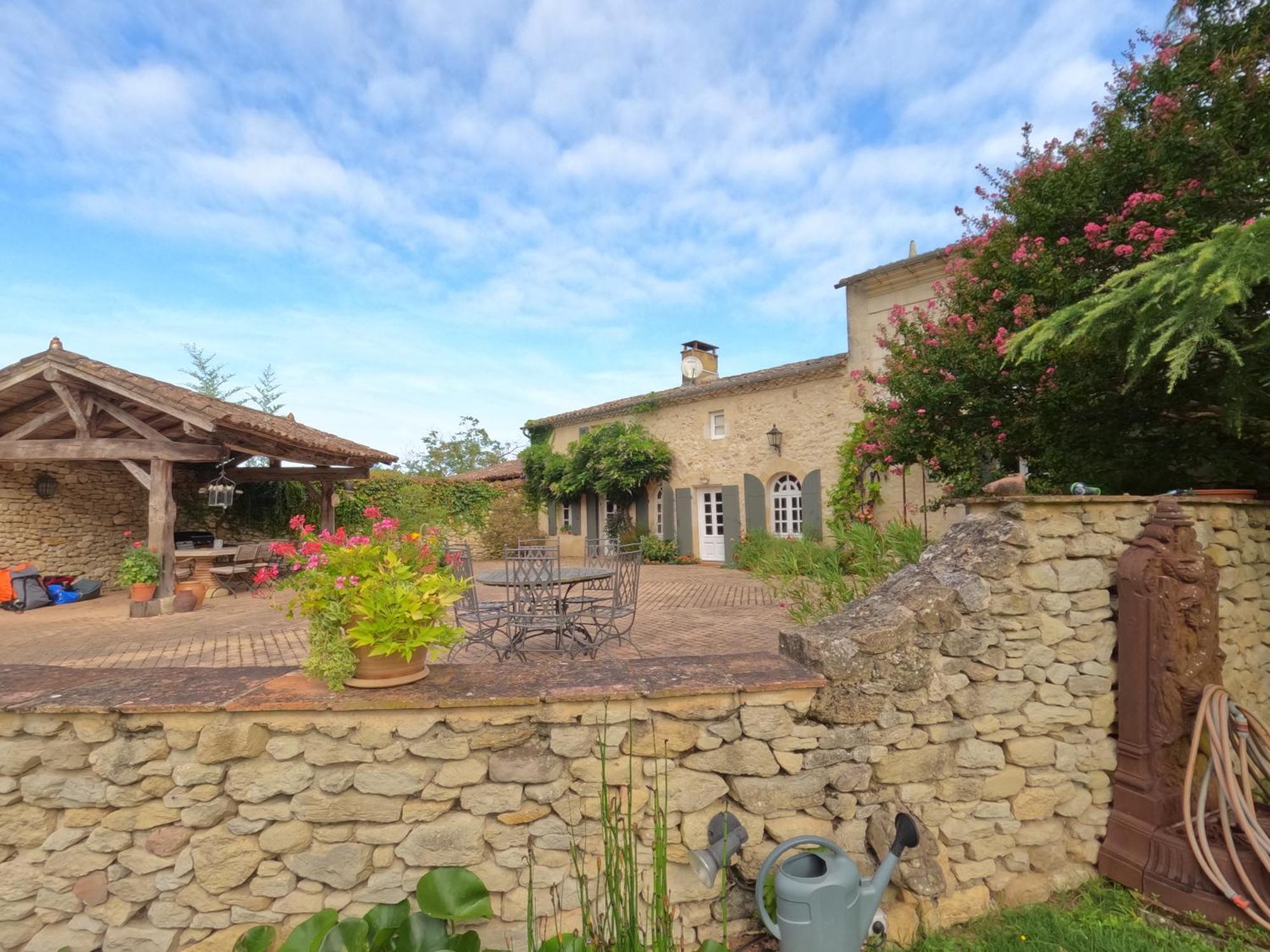 Domaine Des Monges Bed & Breakfast Saint-Seurin-de-Prats Exterior foto